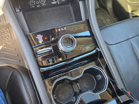 Used 2022 Jeep Grand Cherokee Limited 4xe w/ Luxury Tech Group II image 11