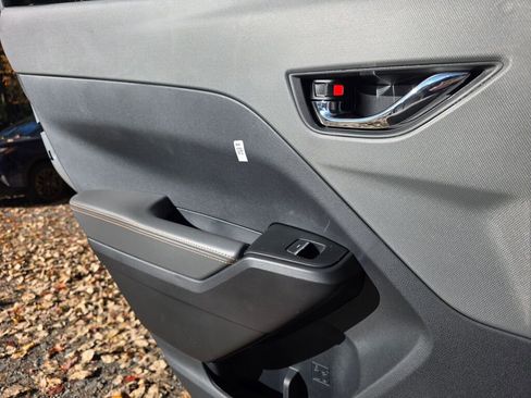 New 2026 Subaru Crosstrek 2.5i Limited w/ Popular Package #4A image 19