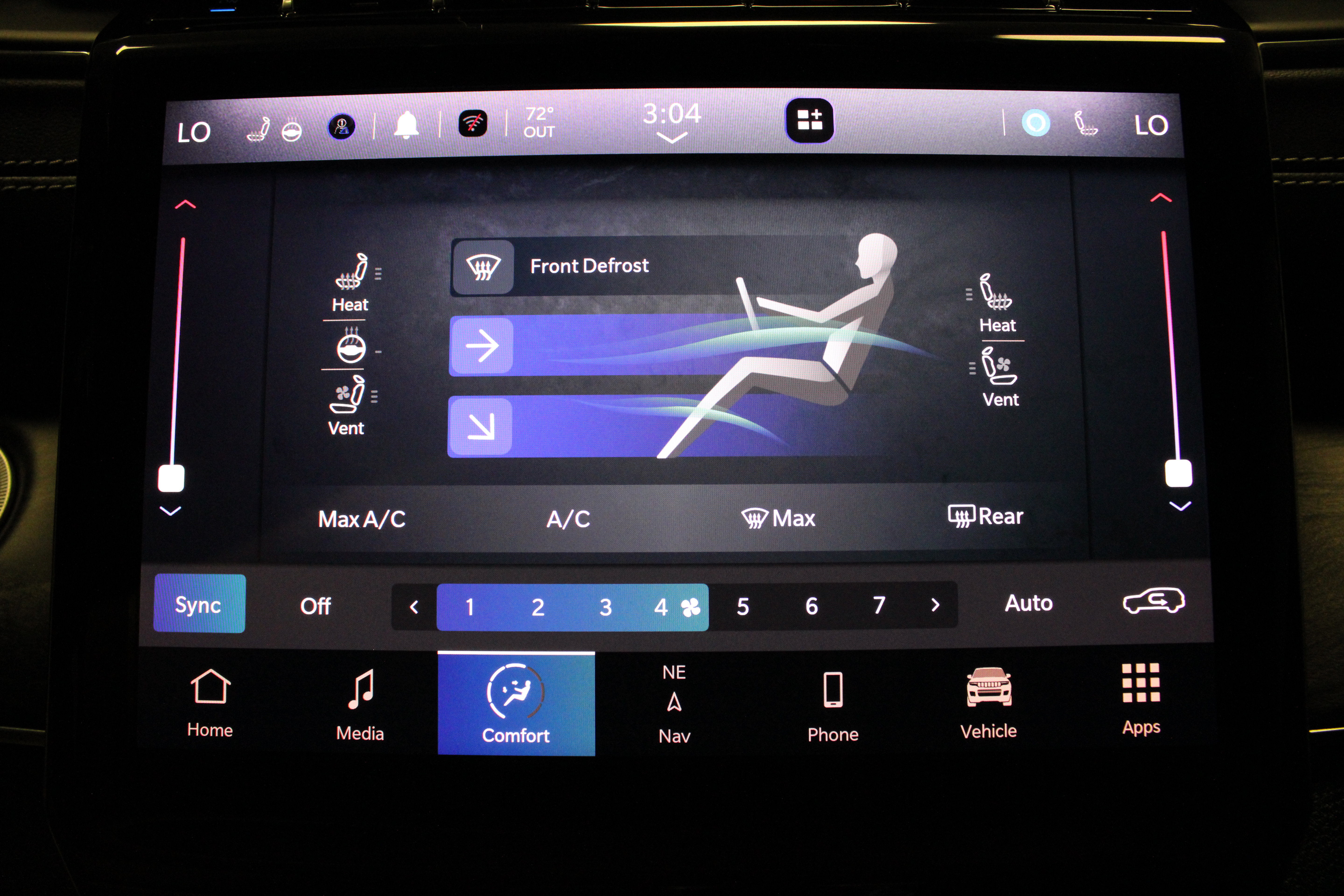 Used 2023 Jeep Grand Cherokee Overland AWD/4WD image 27