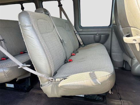 Used 2019 Chevrolet Express 3500 LT w/ LT Preferred Equipment Group RWD image 25