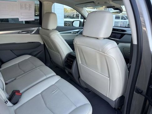 Certified 2023 Cadillac XT5 Premium Luxury image 24