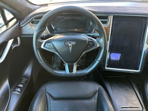 Used 2016 Tesla Model S 90D image 15