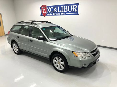 Used 2009 Subaru Outback 2.5i Special Edition w/ Popular Equipment Group 1C image 2