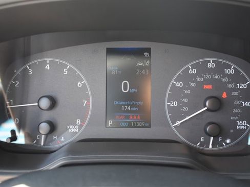 Used 2024 Toyota Corolla Cross LE FWD image 21