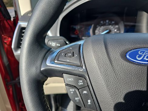 Used 2023 Ford Edge Titanium w/ Equipment Group 301A image 16