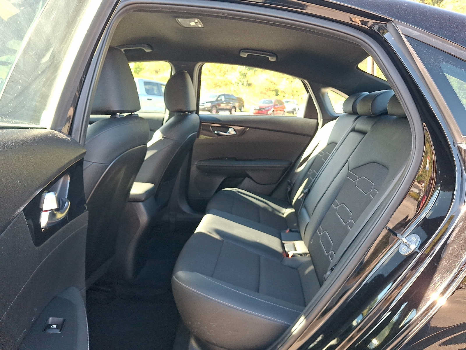 Used 2022 Kia Forte GT-Line w/ GT-Line Technology Package FWD image 10