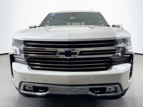 Used 2021 Chevrolet Silverado 1500 High Country w/ Technology Package AWD/4WD image 2