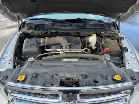 Used 2010 Dodge Ram 1500 Truck SLT image 22