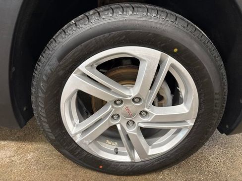 Used 2018 GMC Terrain SLE w/ Driver Convenience Package AWD/4WD image 10