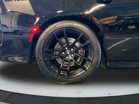Certified 2018 Dodge Charger R/T RWD image 36