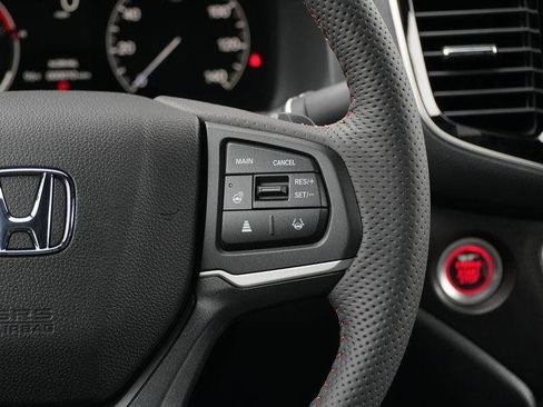 Used 2025 Honda Ridgeline TrailSport image 21