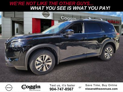 New 2025 Nissan Pathfinder SL