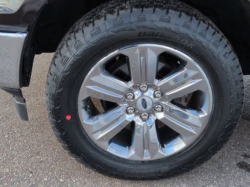 Used 2018 Ford F150 XLT w/ Equipment Group 302A Luxury image 13