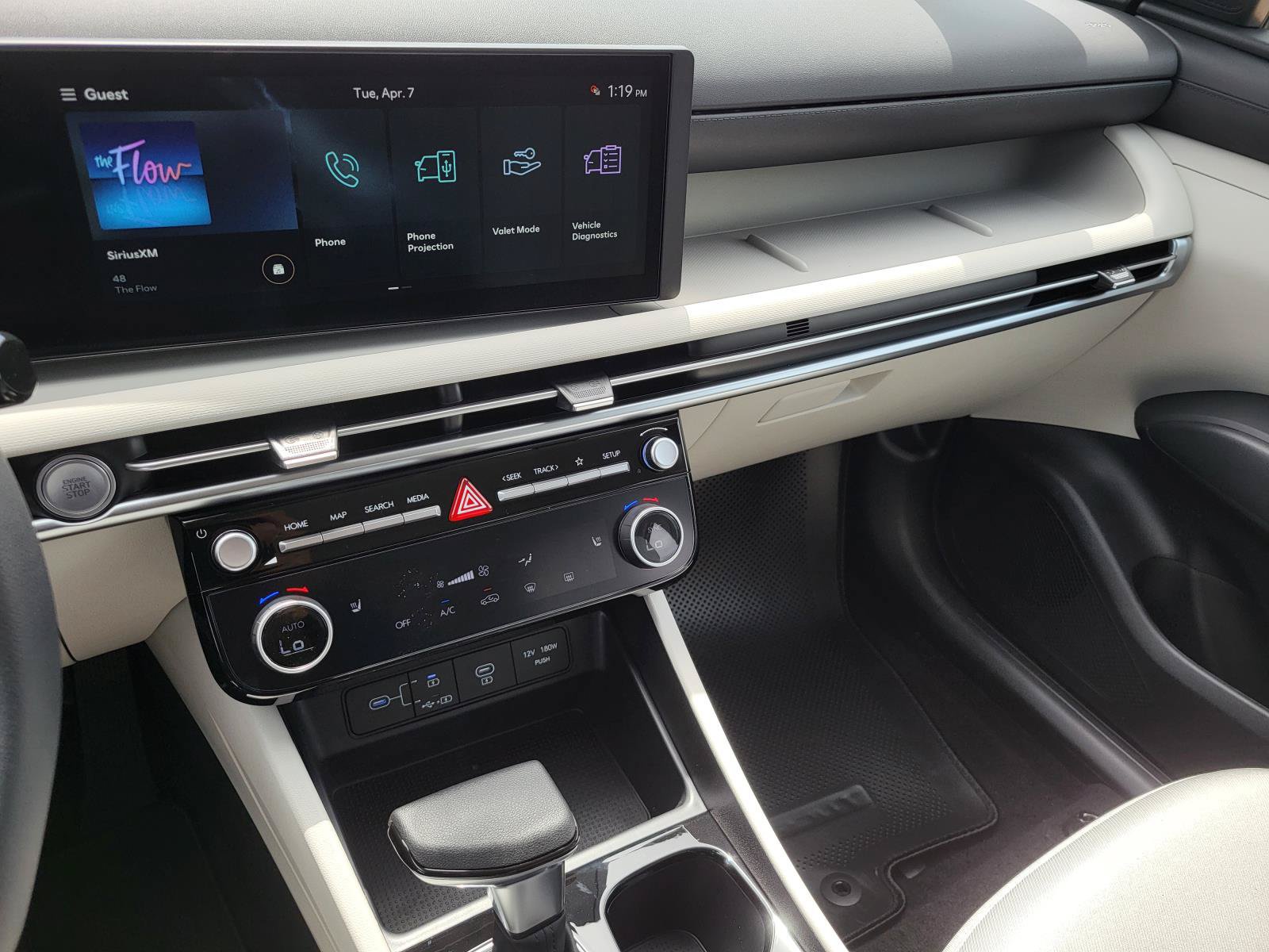 New 2026 Hyundai Tucson SEL FWD image 17