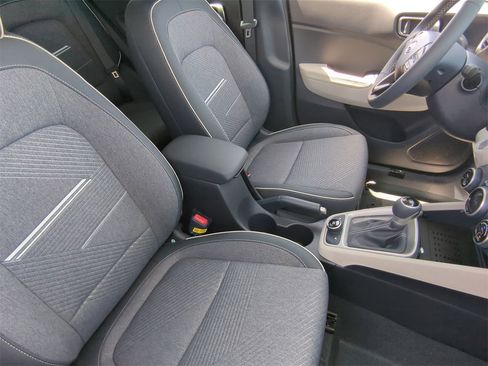 New 2025 Hyundai Venue Limited image 10