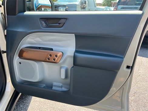 Used 2024 Ford Maverick Lariat w/ 4K Tow Package image 14