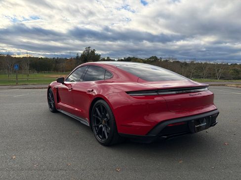 New 2025 Porsche Taycan GTS image 3