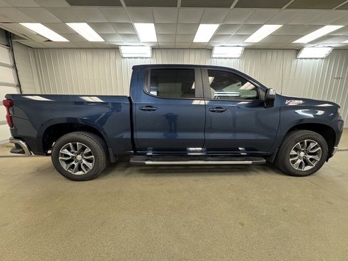 Used 2019 Chevrolet Silverado 1500 LT w/ All-Star Edition image 5