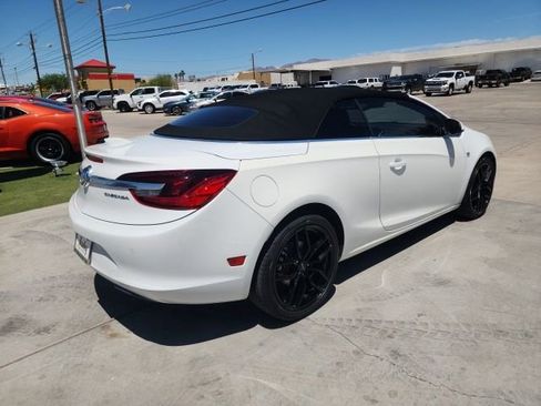 Used 2018 Buick Cascada Premium FWD image 4