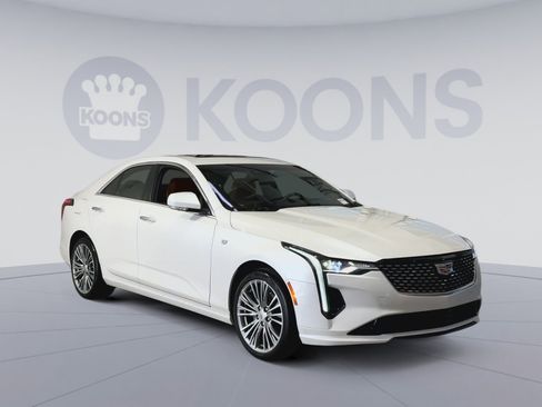 Used 2021 Cadillac CT4 Premium Luxury image 2