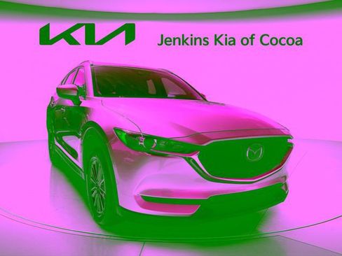 Used 2020 MAZDA CX-5 Touring FWD image 2
