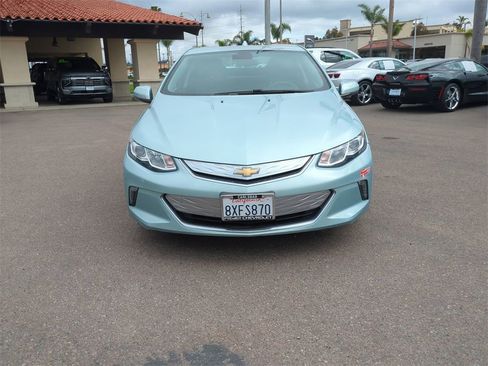 Used 2018 Chevrolet Volt LT image 3