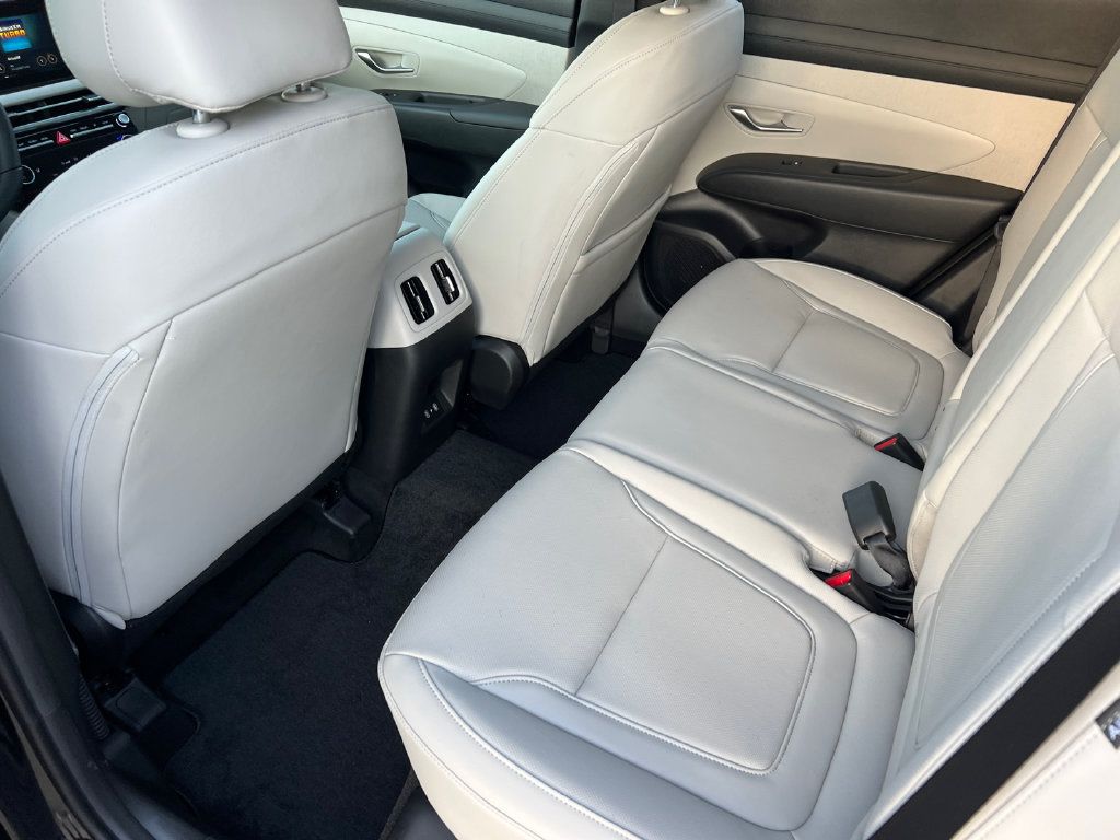 Used 2025 Hyundai Tucson SEL FWD image 8