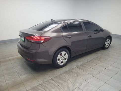 Used 2017 Kia Forte LX FWD image 10
