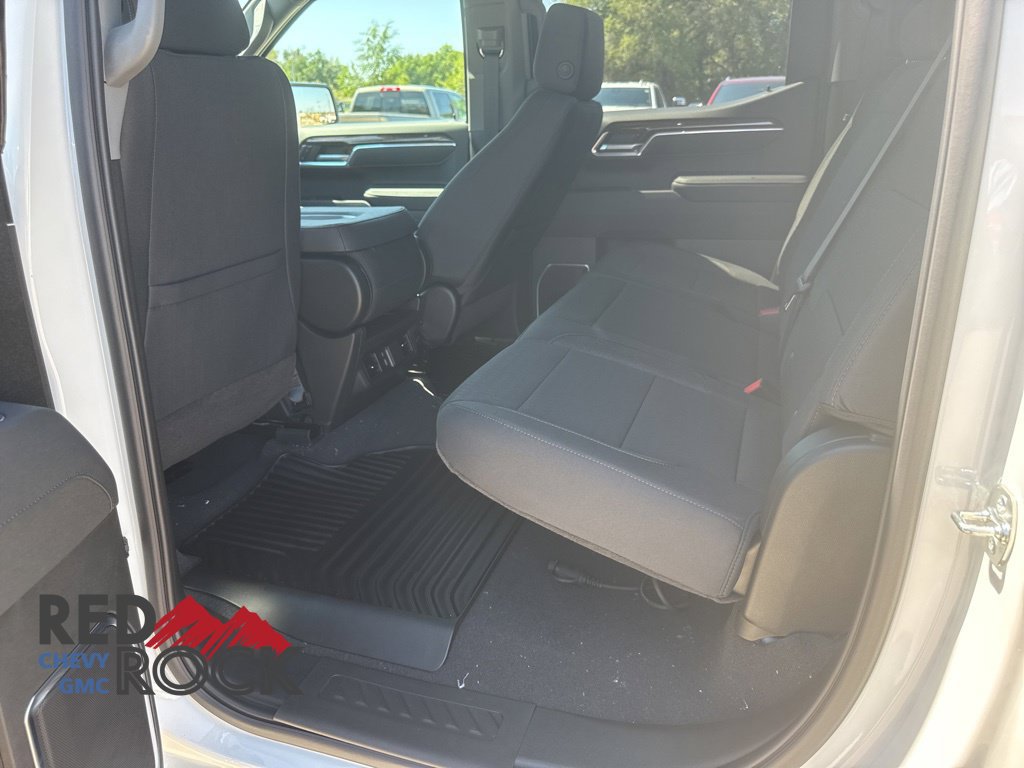 New 2026 GMC Sierra 1500 SLE w/ Preferred Package AWD/4WD image 12