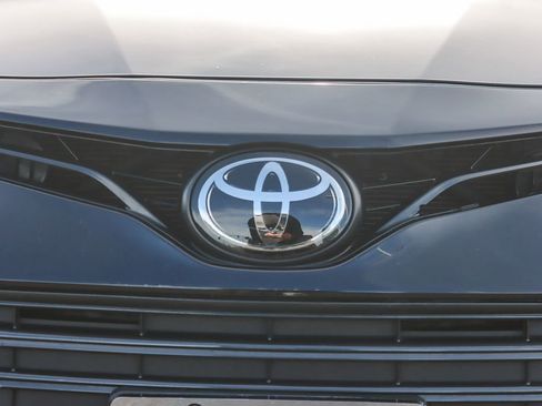 Used 2023 Toyota Camry LE image 11