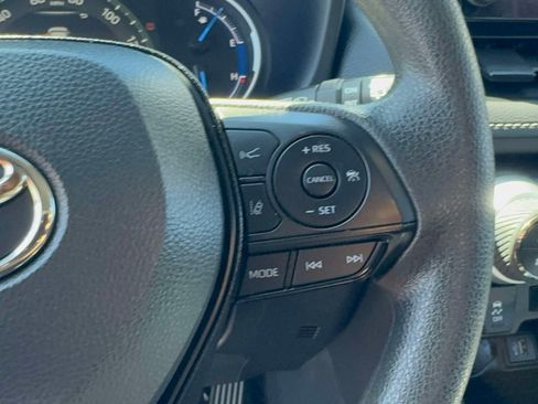 Certified 2025 Toyota RAV4 XLE AWD/4WD image 19