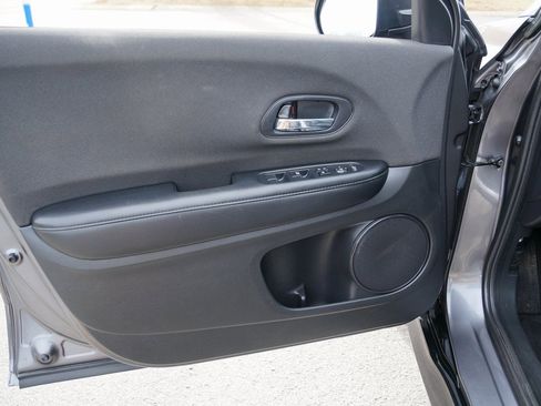 Used 2022 Honda HR-V Sport image 15