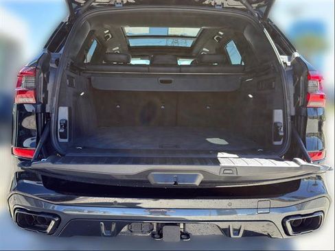 Used 2023 BMW X5 M50i w/ Executive Package image 9