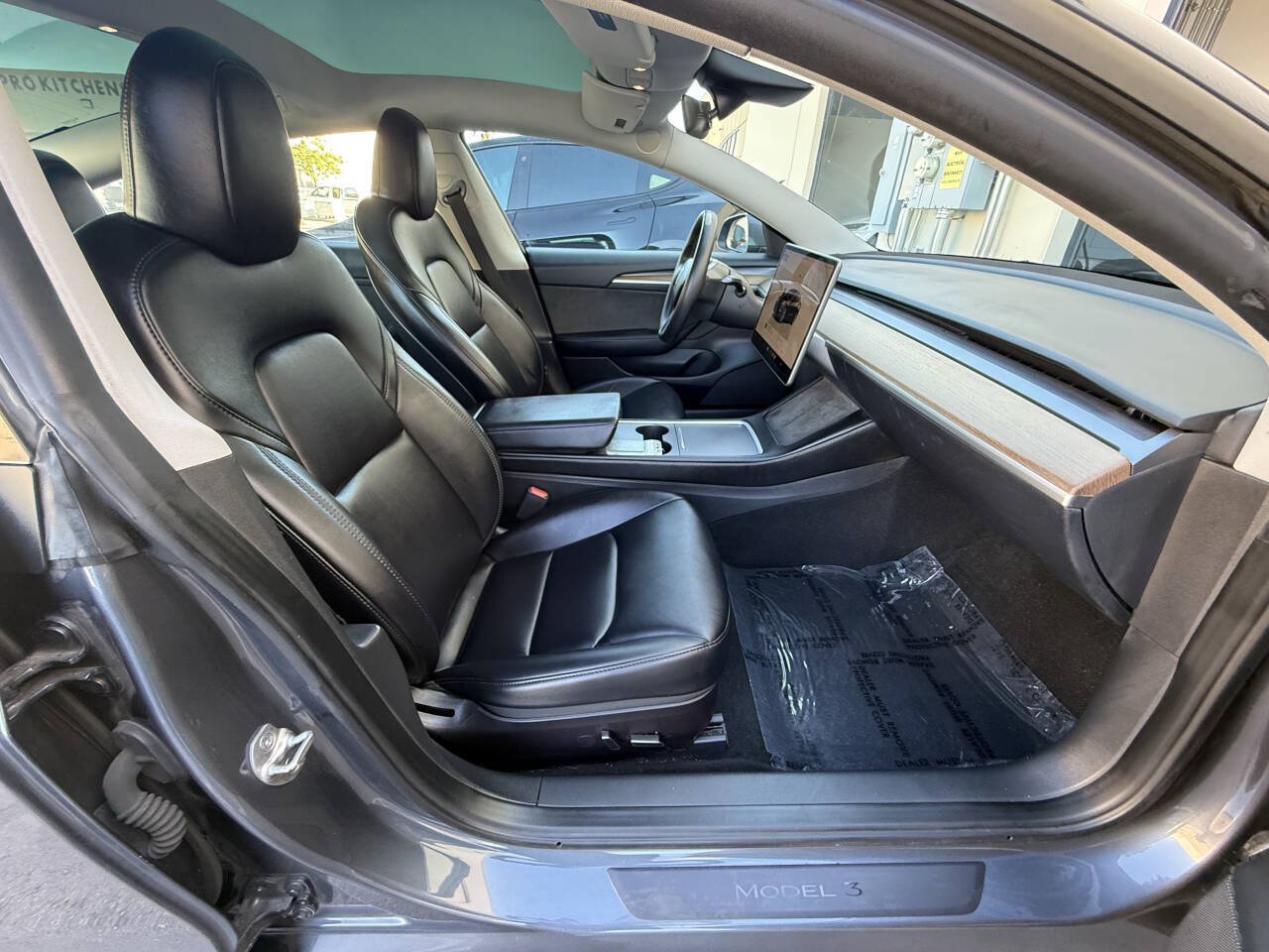 Used 2023 Tesla Model 3 Standard Range RWD image 15