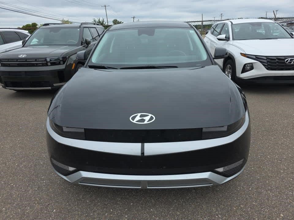 Used 2024 Hyundai Ioniq 5 SEL AWD/4WD image 5