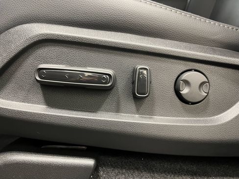 New 2026 Honda Pilot Touring image 12