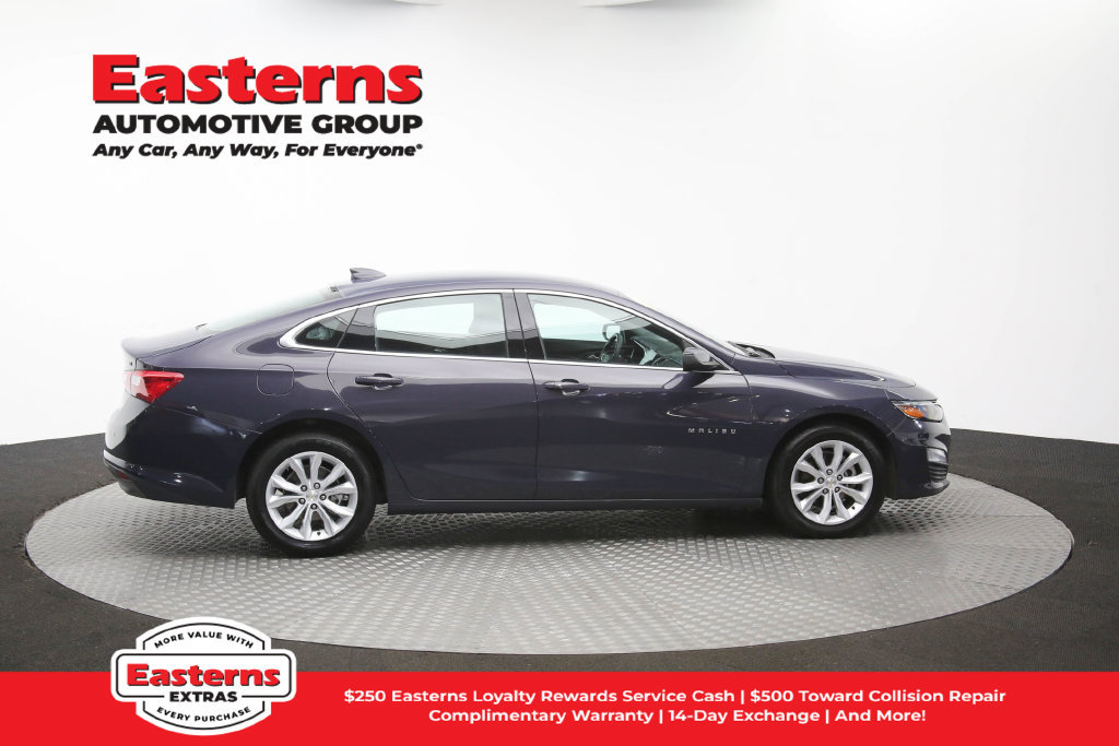 Used 2025 Chevrolet Malibu LT FWD image 44