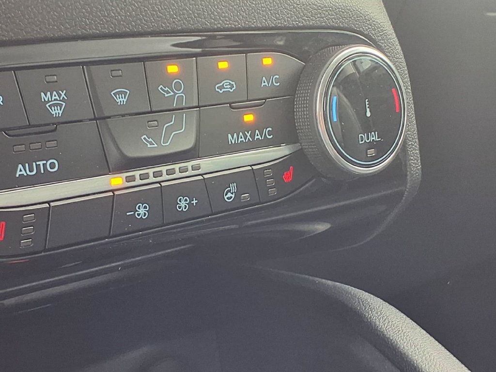 Certified 2022 Ford Escape SEL AWD/4WD image 6