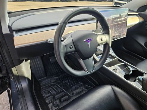 Used 2019 Tesla Model 3 Long Range image 13
