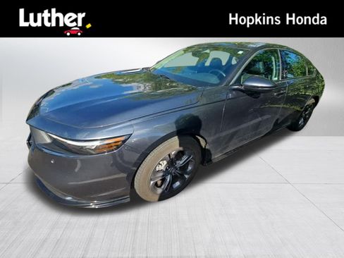 Used 2025 Honda Accord EX-L image 1