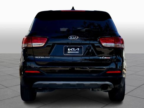 Used 2016 Kia Sorento EX image 5