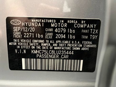 Used 2020 Hyundai Ioniq SE FWD image 21