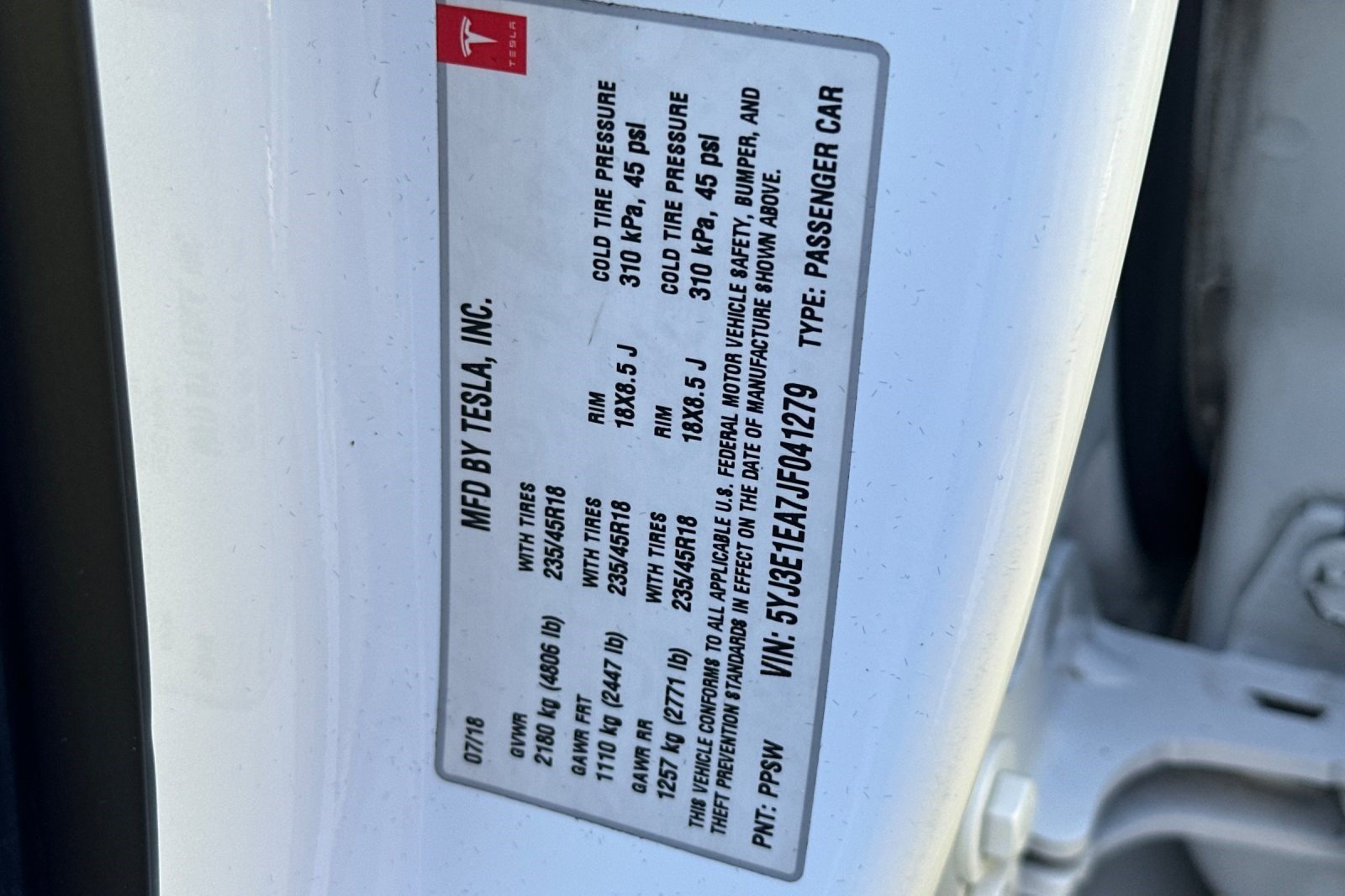 Used 2018 Tesla Model 3 Long Range RWD image 40