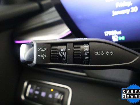 Used 2025 Buick Enclave Preferred image 30