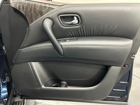 Certified 2023 Nissan Armada Platinum w/ Captain's Chairs Package image 30