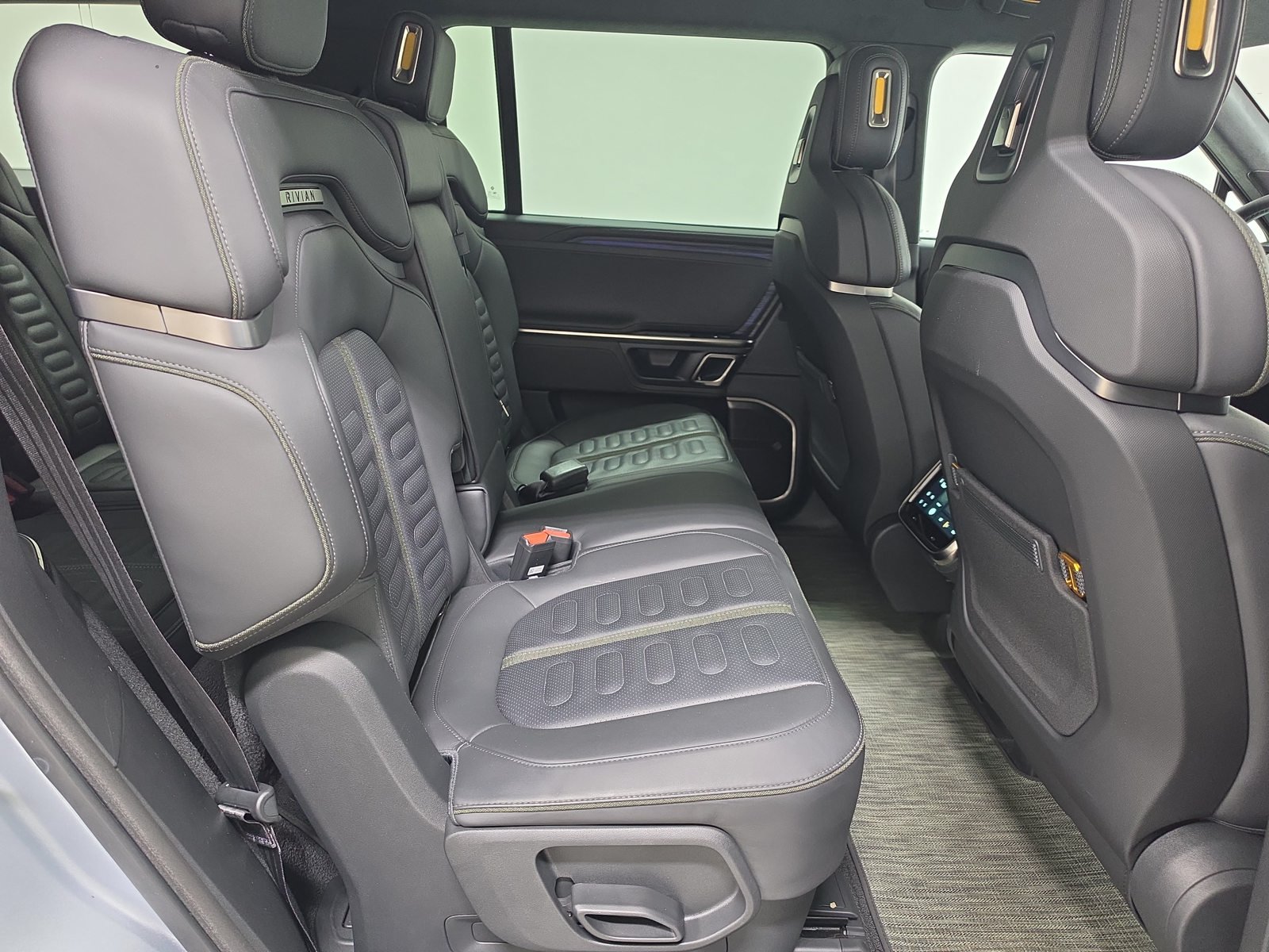 Used 2023 Rivian R1S Adventure Quad AWD/4WD image 23