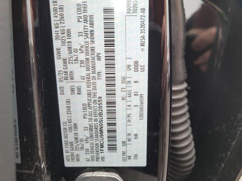 Used 2025 Ford Escape ST-Line image 29