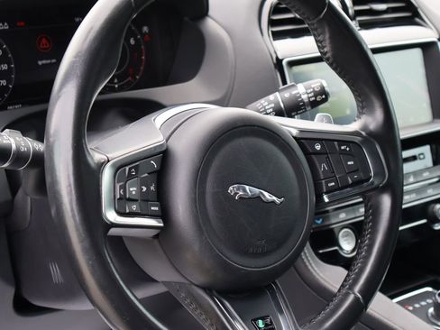 Used 2019 Jaguar F-PACE R-Sport AWD/4WD image 20
