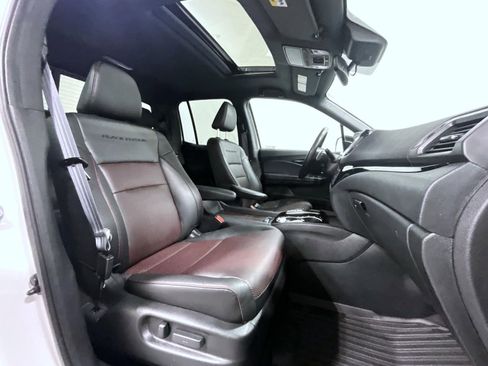 Used 2022 Honda Ridgeline Black Edition image 15