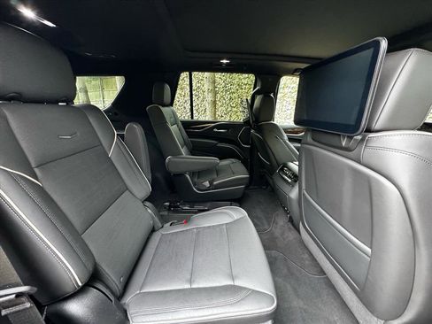 Used 2023 Cadillac Escalade Premium Luxury w/ LPO, Floor Liner Package image 26